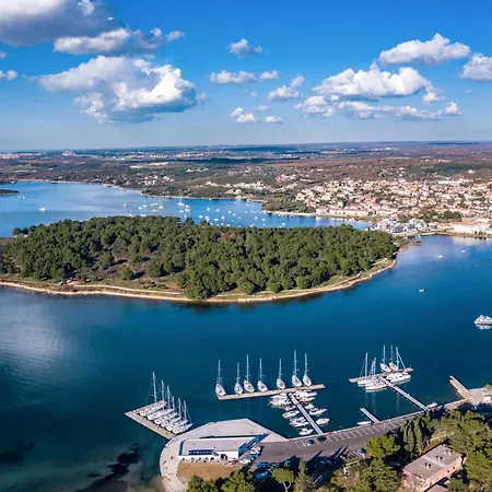 Apartment Attraktiver Standort By Interhome *